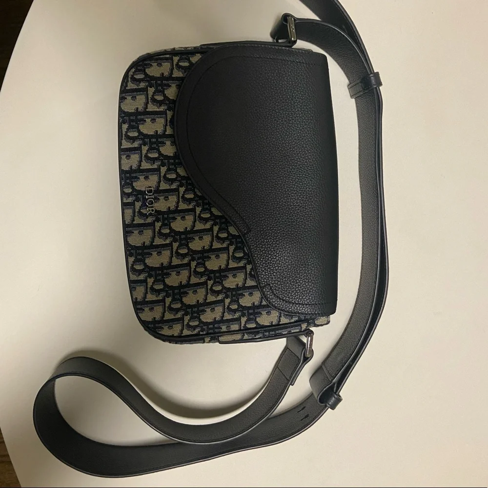 Christian Dior - Oblique Saddle Messenger Bag - Picture 2 of 7